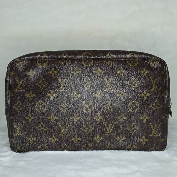 Louis Vuitton Trousse Toilette 28 Clutch Cosmetic Bag - Picture 1 of 12